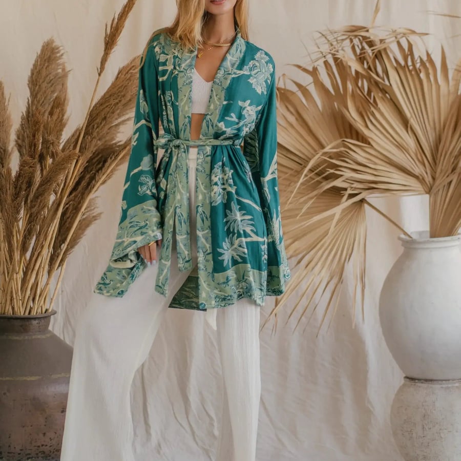 Brahmaki - EcoVero™ Short Kimono | Brahmaki